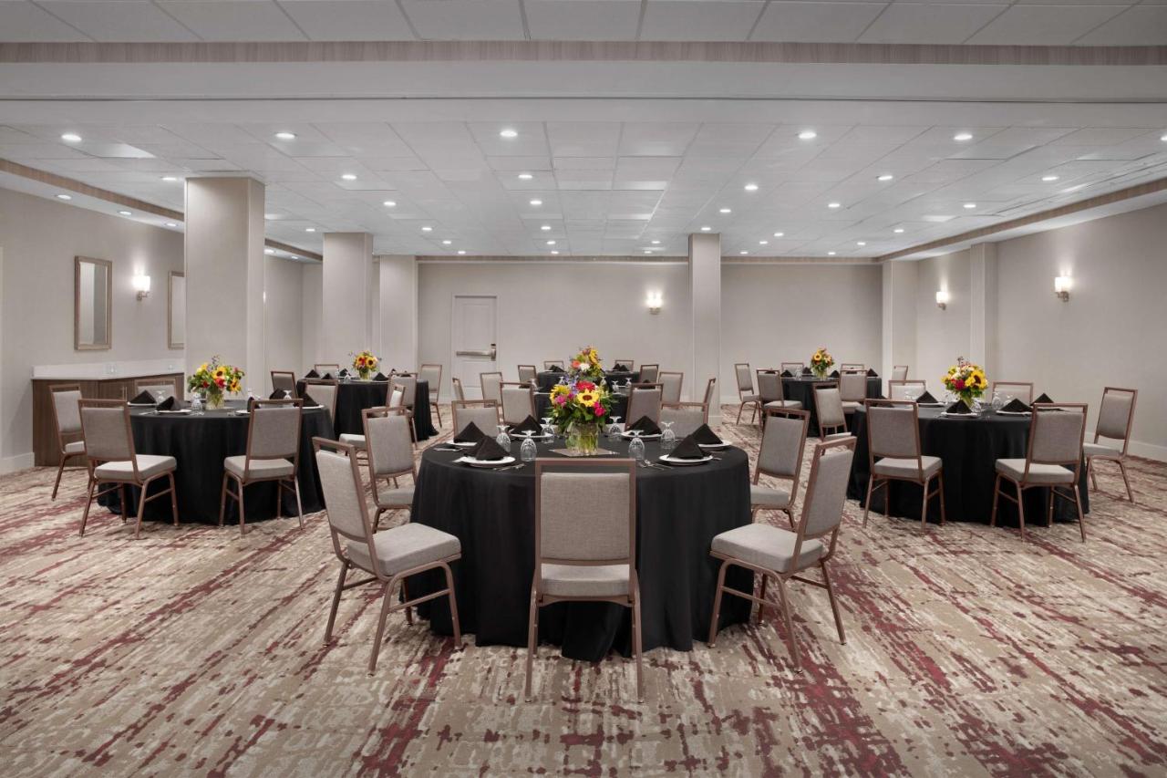 Hilton Garden Inn Philadelphia/Ft. Washington photo 3