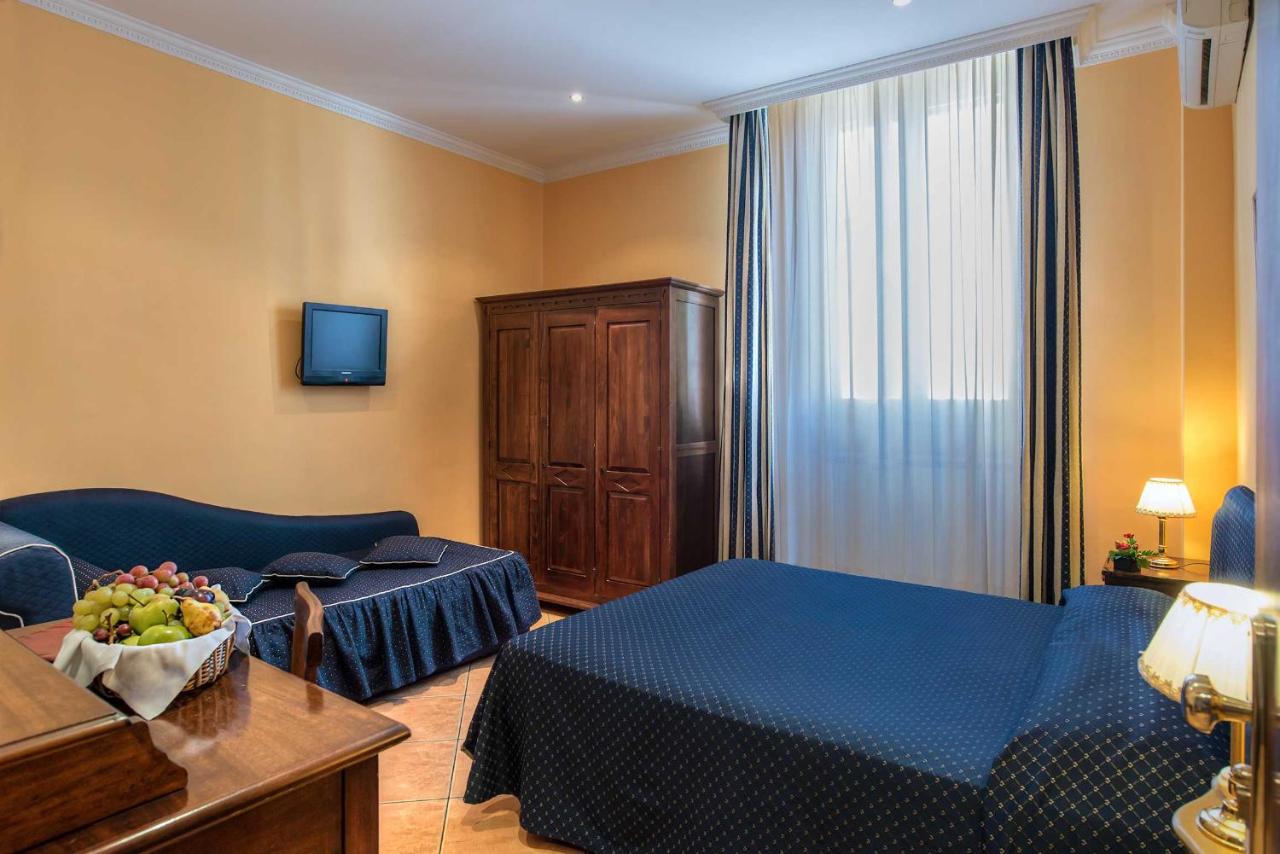 Hotel Caracciolo photo 4