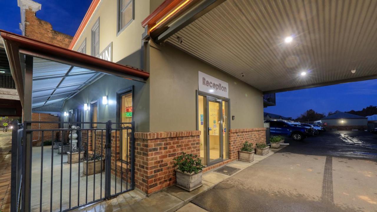 The Saltbush Motor Inn photo 2