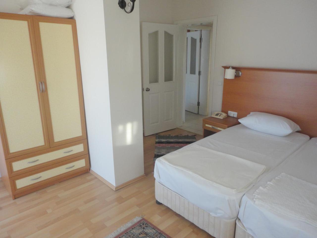 Cicek Hotel & Apartments photo 2
