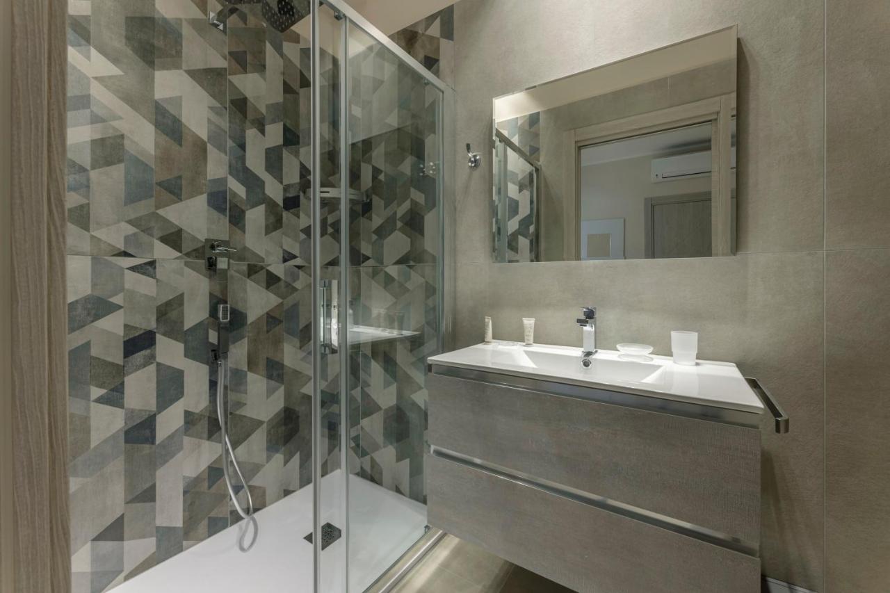 Ilenia's Boutique Rooms - 2