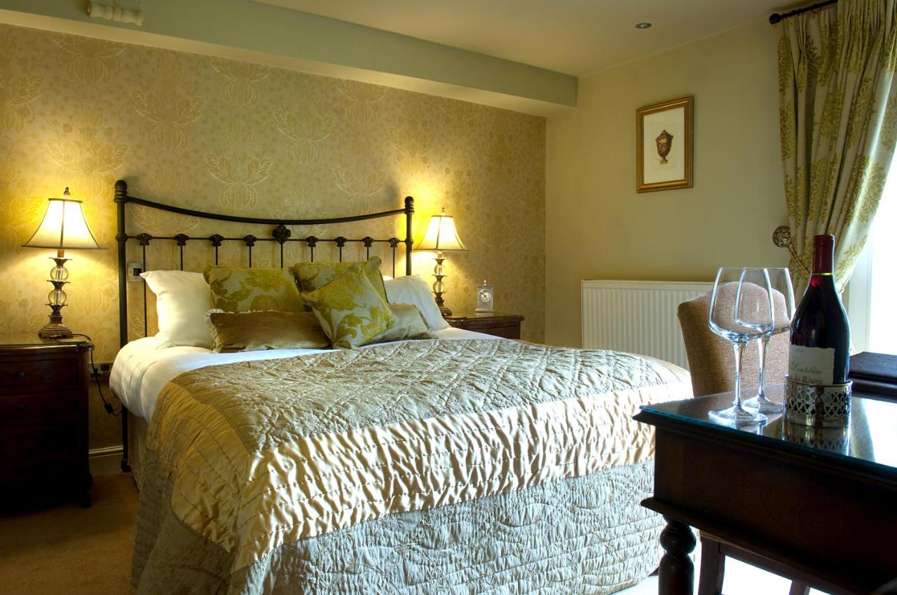 Photo - Whitley Hall Hotel