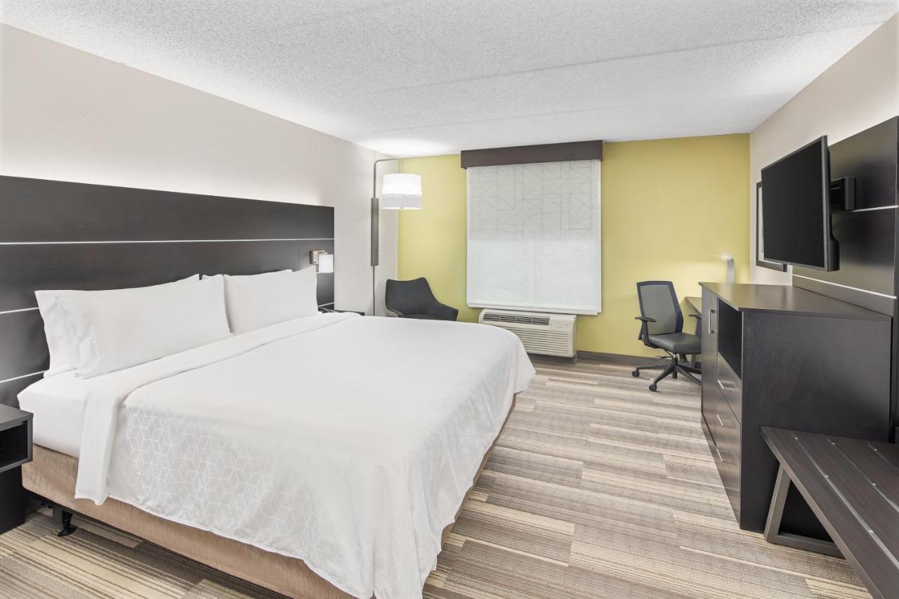 Holiday Inn Express & Suites Greenville-I-85 & Woodruff Rd by IHG photo 4