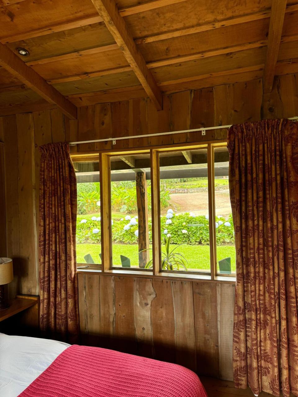 Poas Volcano Lodge photo 2