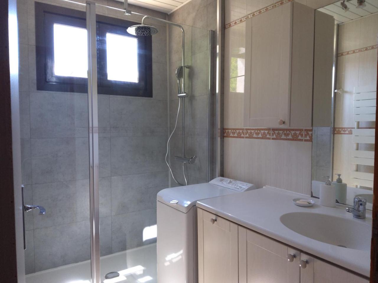 Grand F3 75m2 4/6 pers, jardin terrasse, top vue - 3