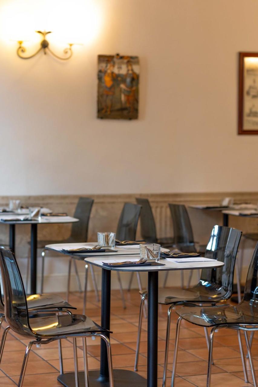 Relais Hotel Centrale "Dimora Storica" photo 4