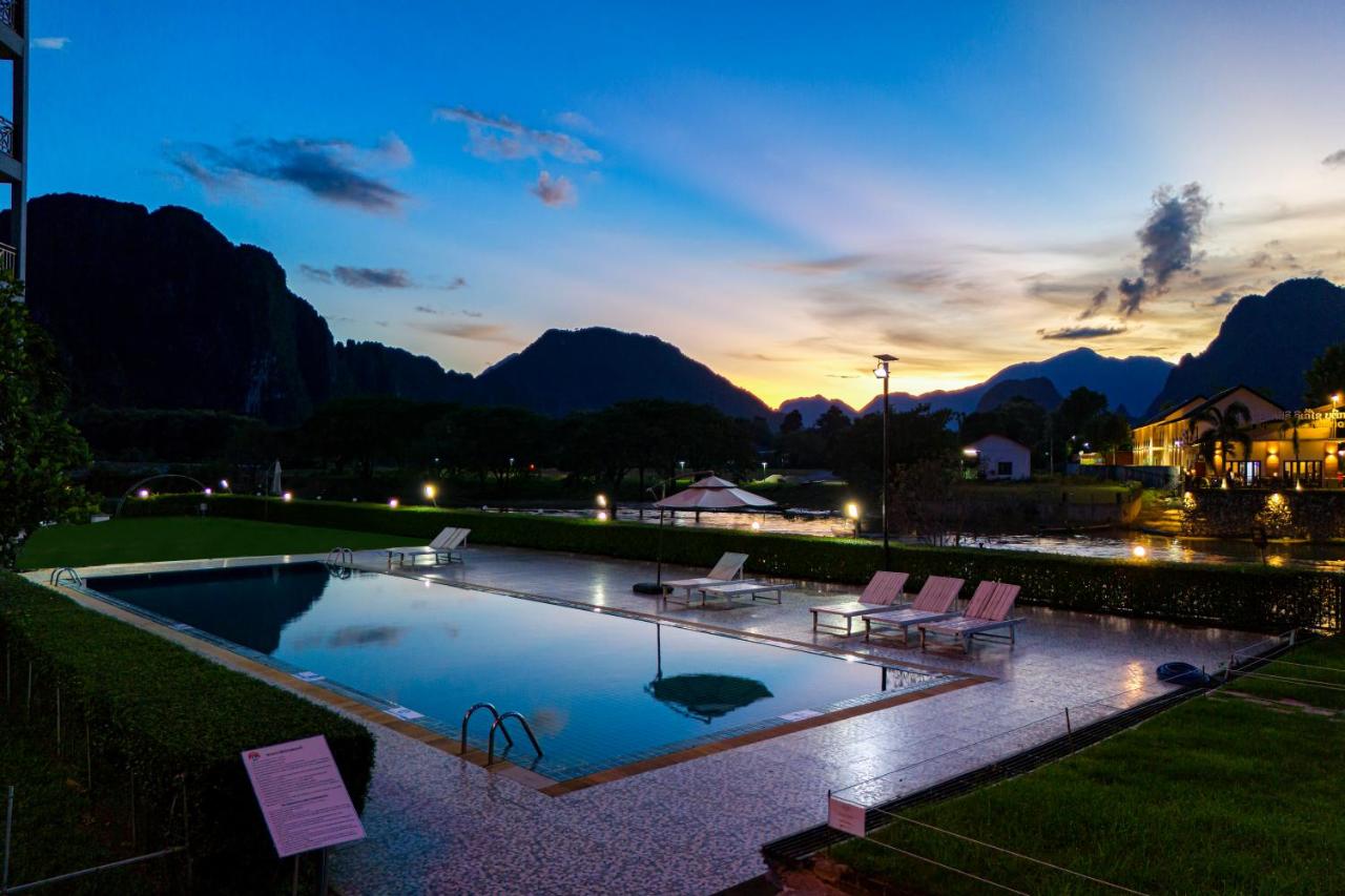 Vang Vieng Lisha The Grand Riverside Hotel--Nam song River views from your balcony photo 3