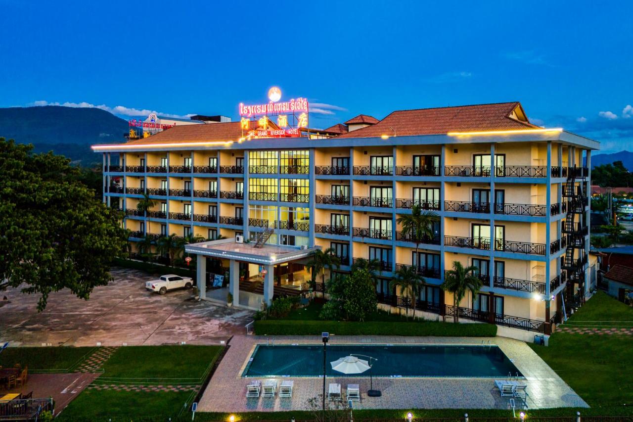 Vang Vieng Lisha The Grand Riverside Hotel--Nam song River views from your balcony photo 4