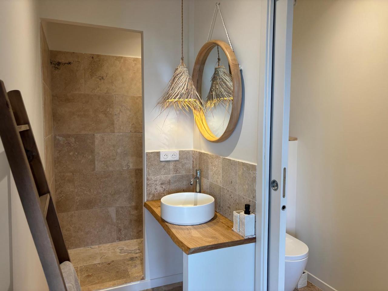 Neuf , Suite avec kitchenette dans bergerie moderne vue mer et montagne - 6