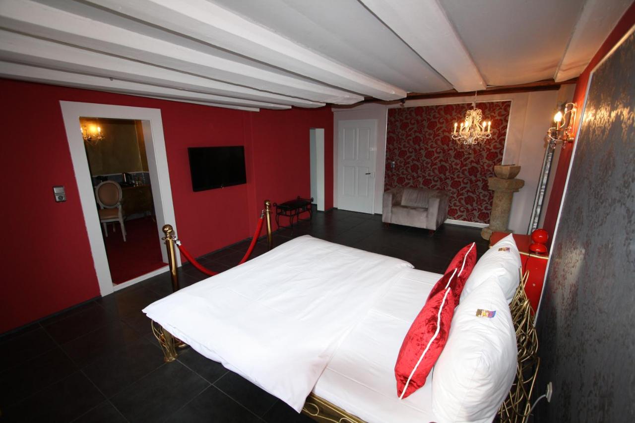 Elements Hotel photo 2