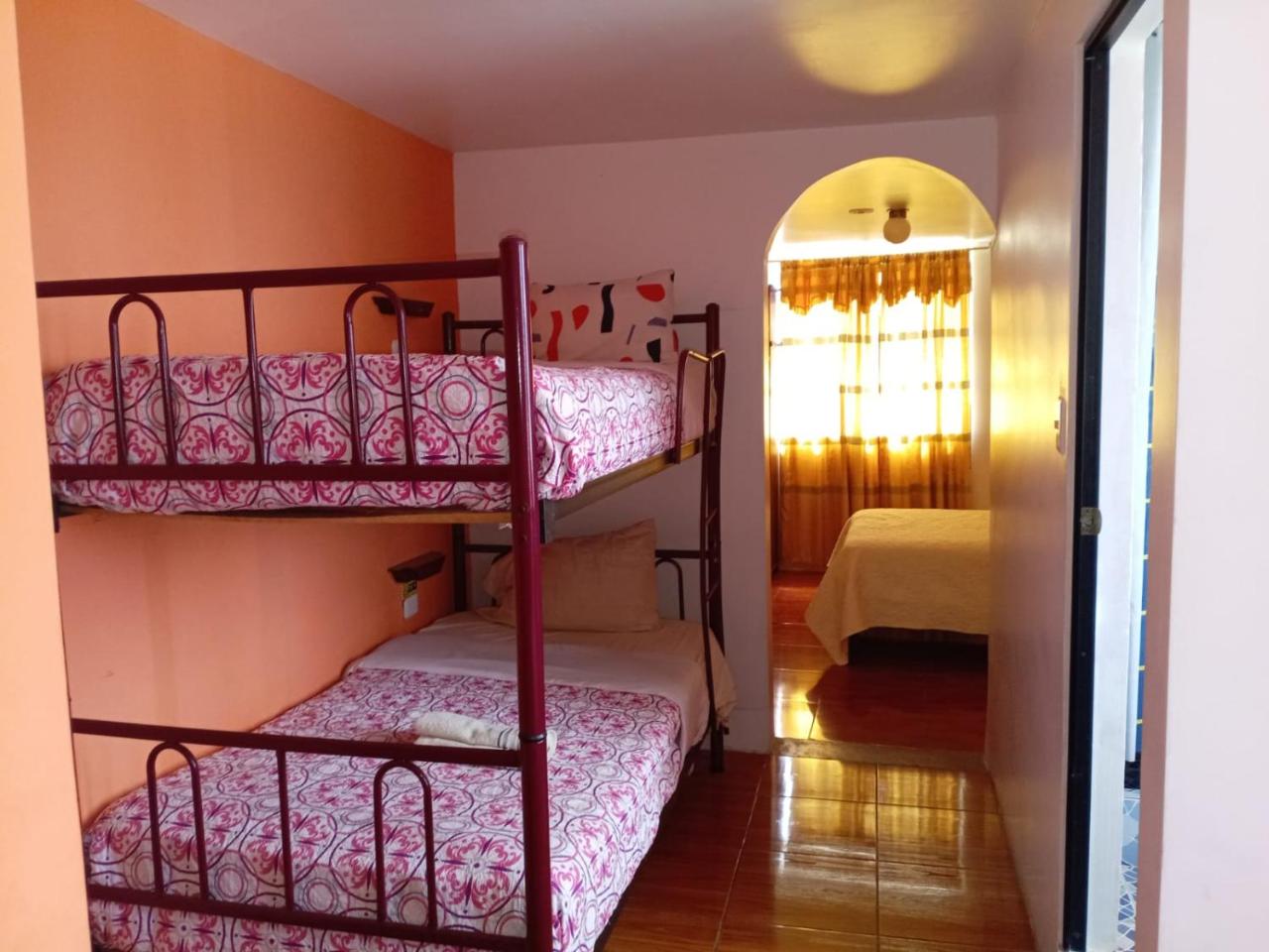 Hostal Mariscal Sucre photo 2