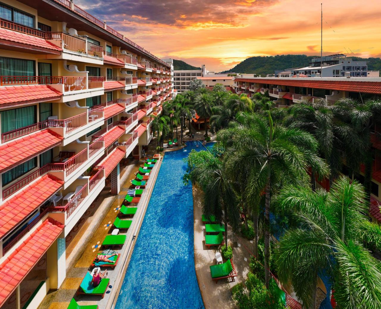 Baumanburi Hotel Patong