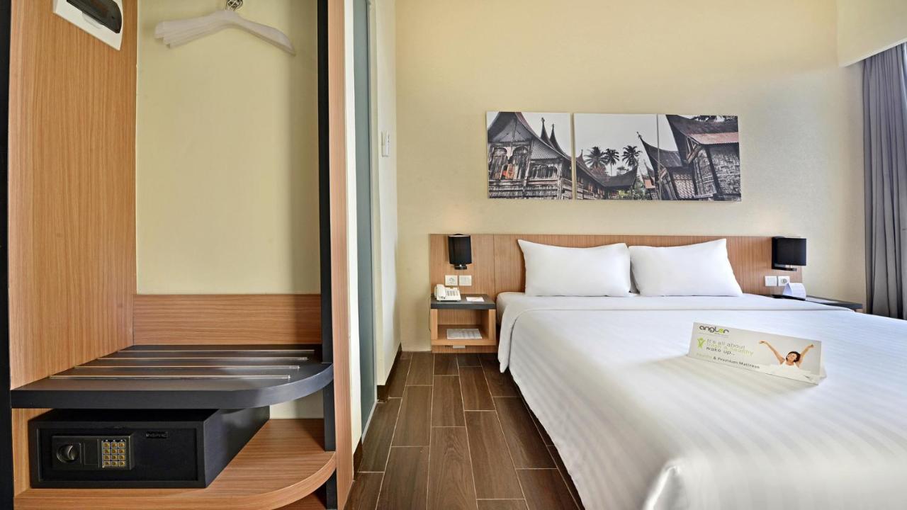 Foto - Whiz Prime Hotel Khatib Sulaiman Padang