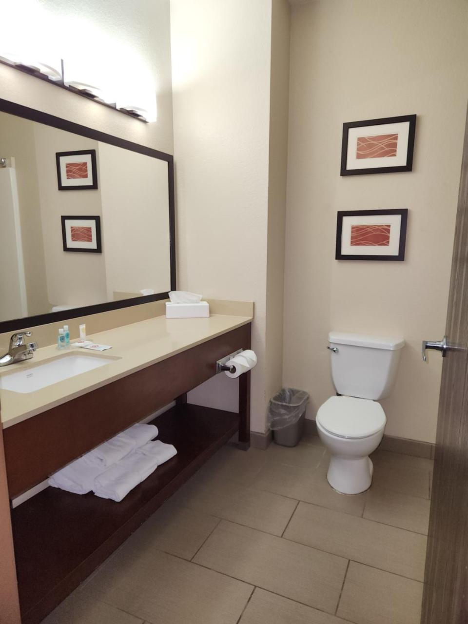 Comfort Inn Bolivar photo 4
