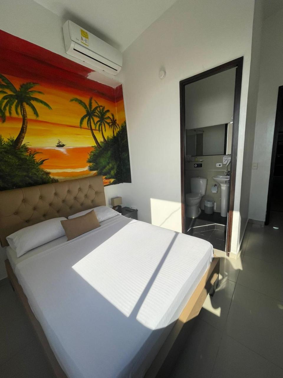 Hotel Hernández CTG photo 4
