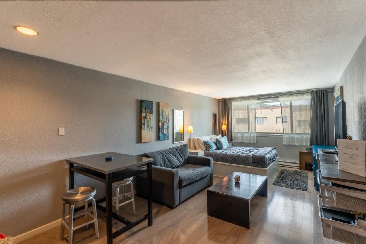 Cedar Lodge #212 - 4