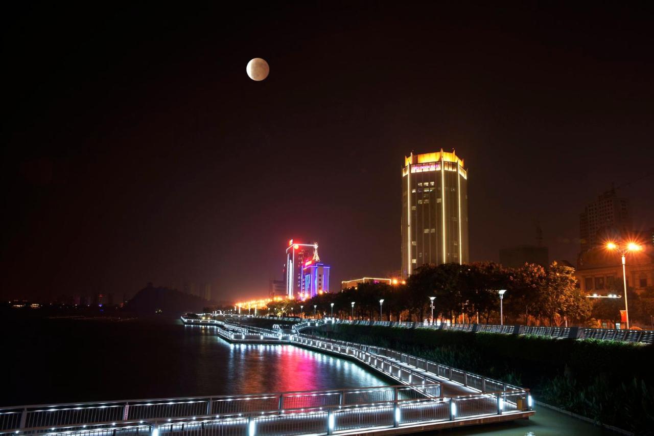 Photo - Crowne Plaza Zhenjiang by IHG