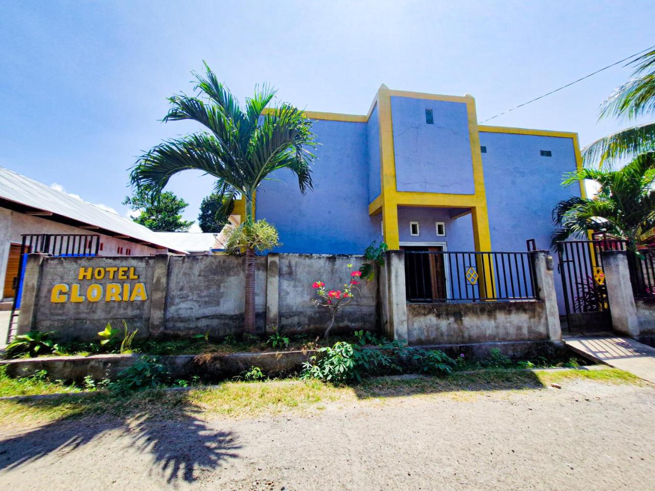 Foto - RedDoorz at Hotel Gloria Borong Labuan Bajo