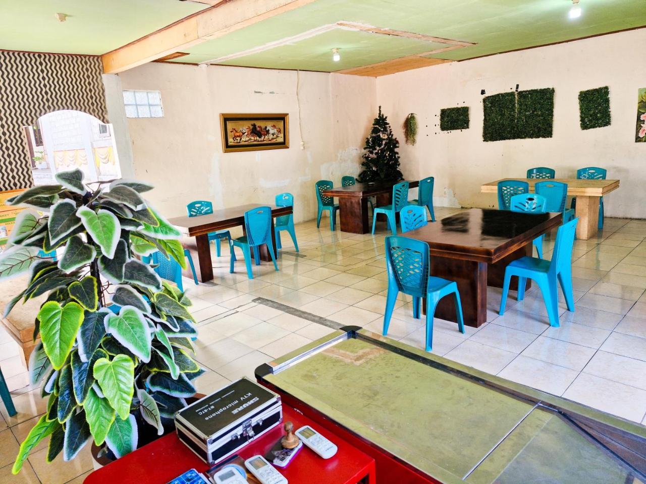 Foto - RedDoorz at Hotel Gloria Borong Labuan Bajo