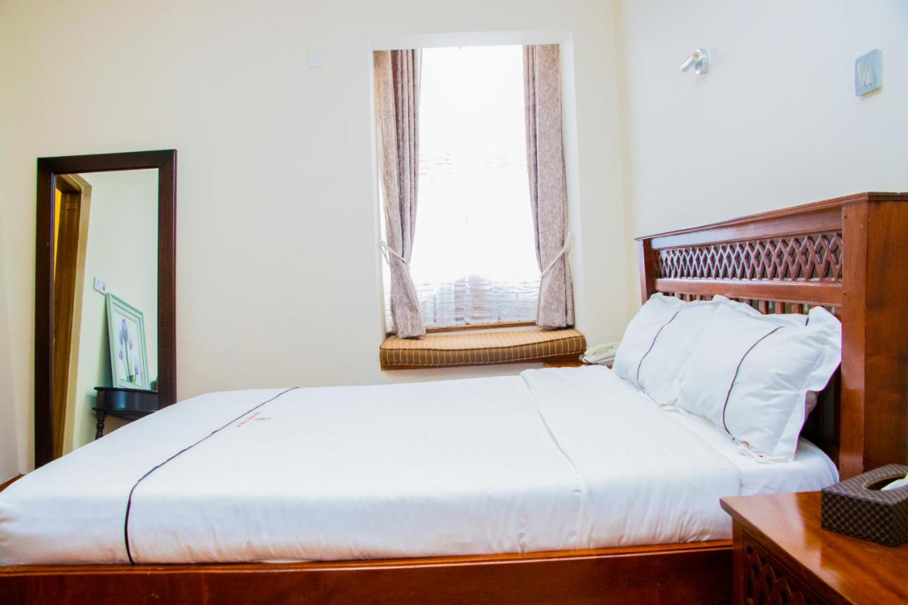 The Blixen Resort & Spa photo 2