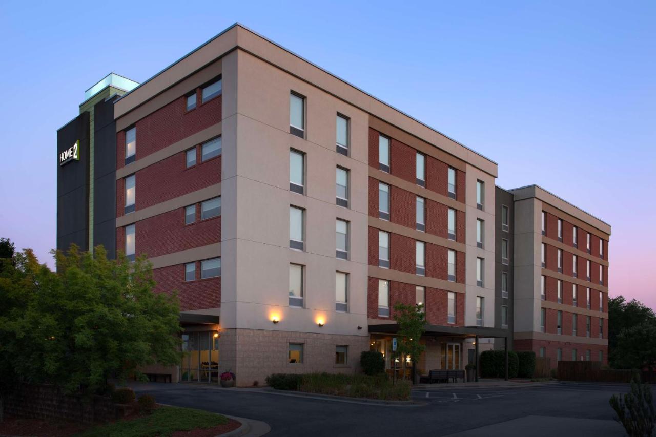 Home2 Suites by Hilton Greensboro Airport