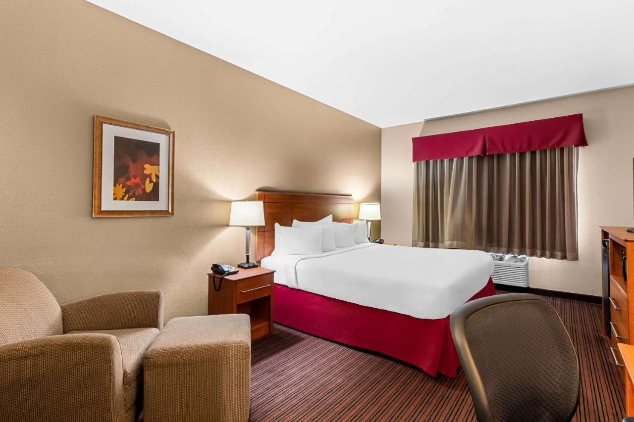 Quality Inn Blackwell I-35 photo 3