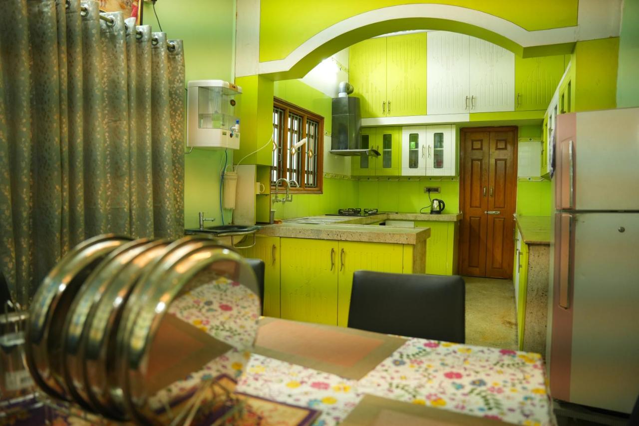 The HR STAY INN TIRUPATI - LUXURY HOMESTAY - NEAR ALIPIRI BUS STAND AND KAPILATEERTHAM - 24 HRS HOT WATER-150 MBPS SPEED FREE WIFI & ALL OTT APPS photo 3