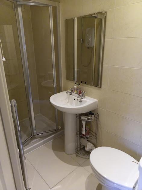 Pinewood Lodge Guest House - 2