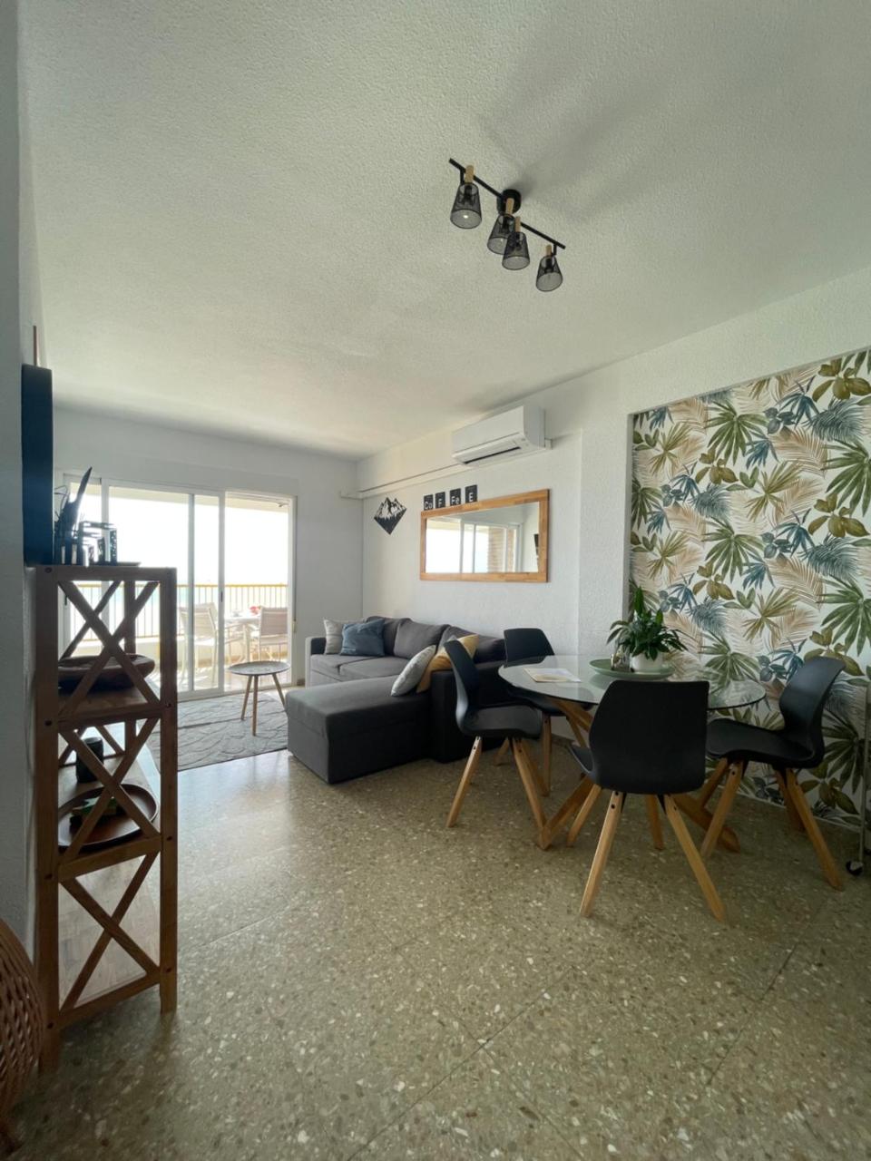 Sunflower residence first line by the sea - 4