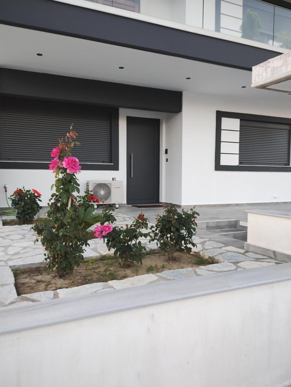Luxury Apartments - 4