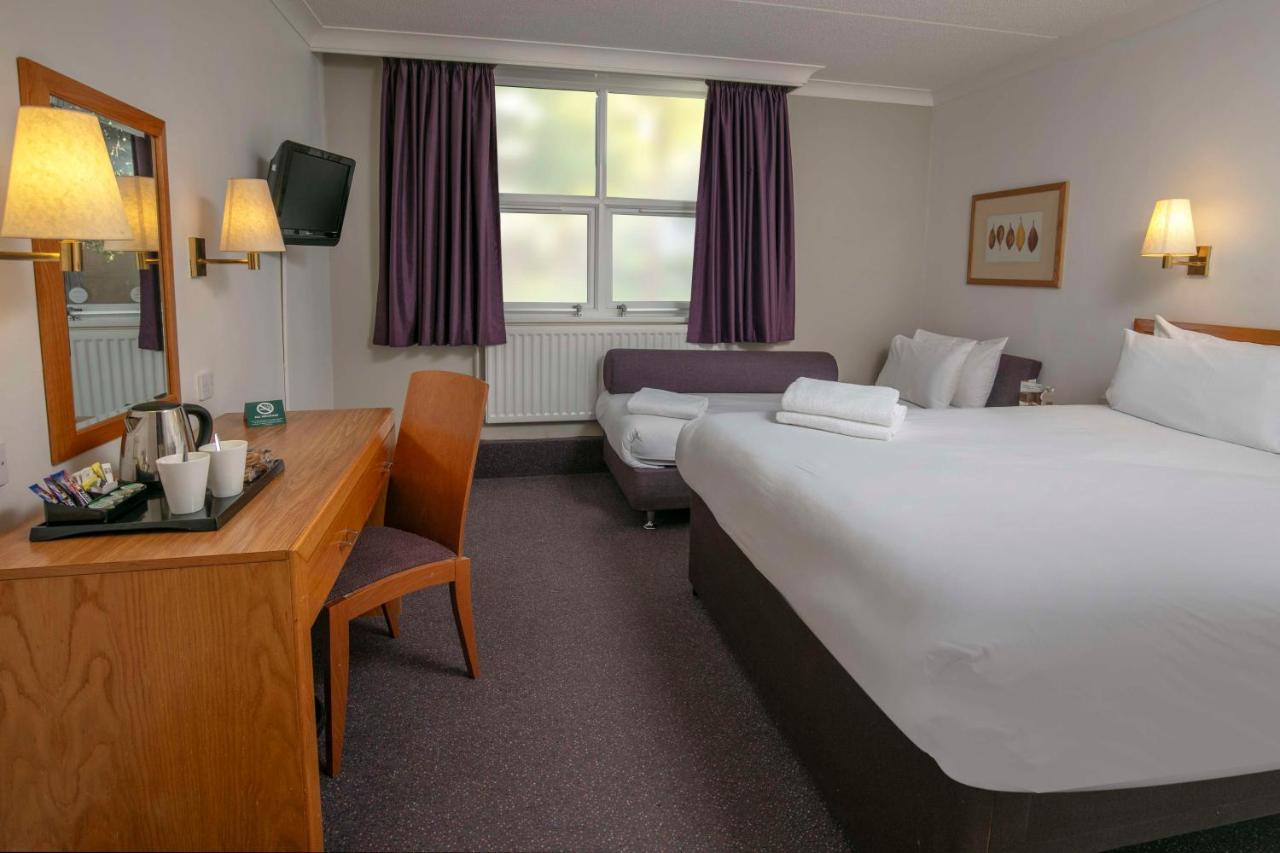 Milestone Hotel Peterborough, A1M, Norman Cross, Sure Hotel Collection by Best Western photo 4