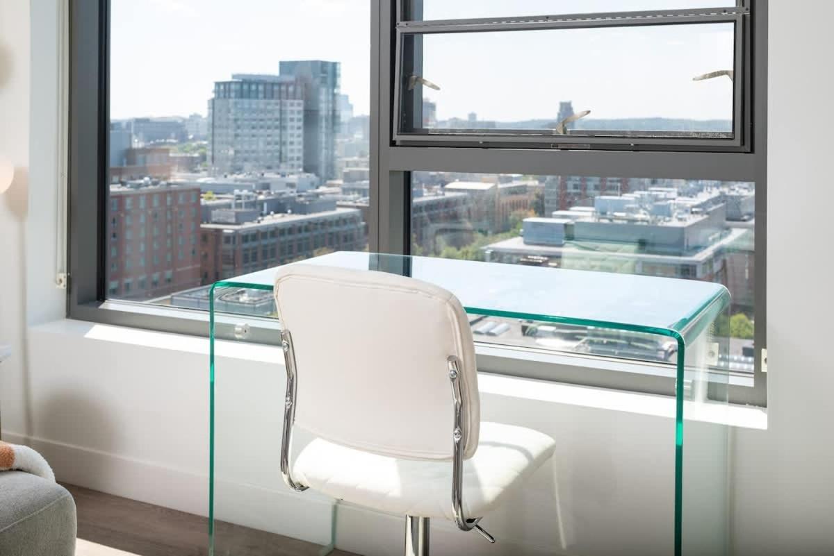 Upscale 1BR near MIT Harvard with Parking - 3