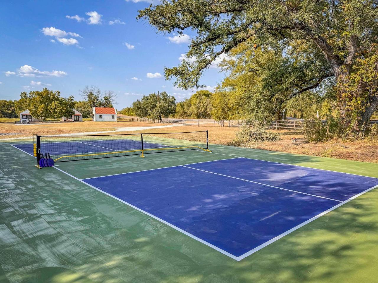 NEW The Brazos-Tiny Home 12 Min to downtown photo 2