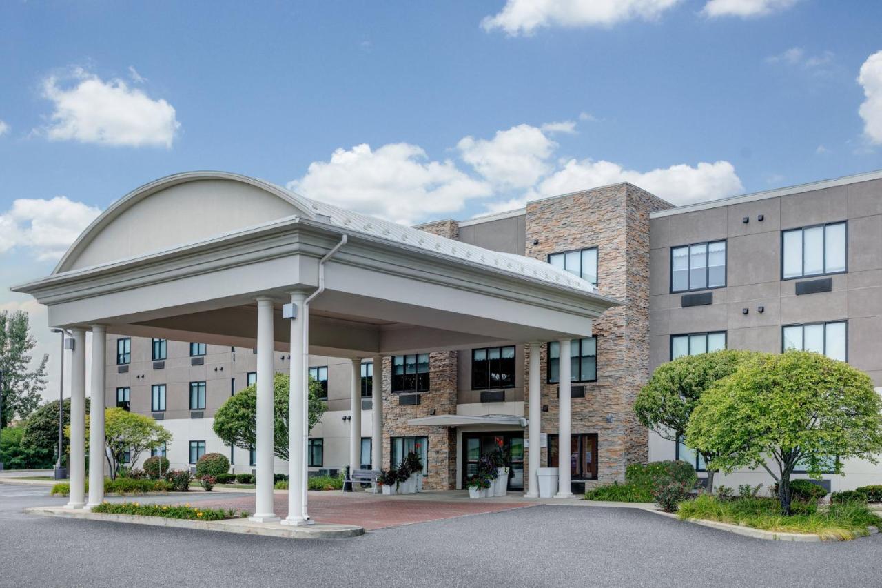 Holiday Inn Express Hotel and Suites Valparaiso By IHG