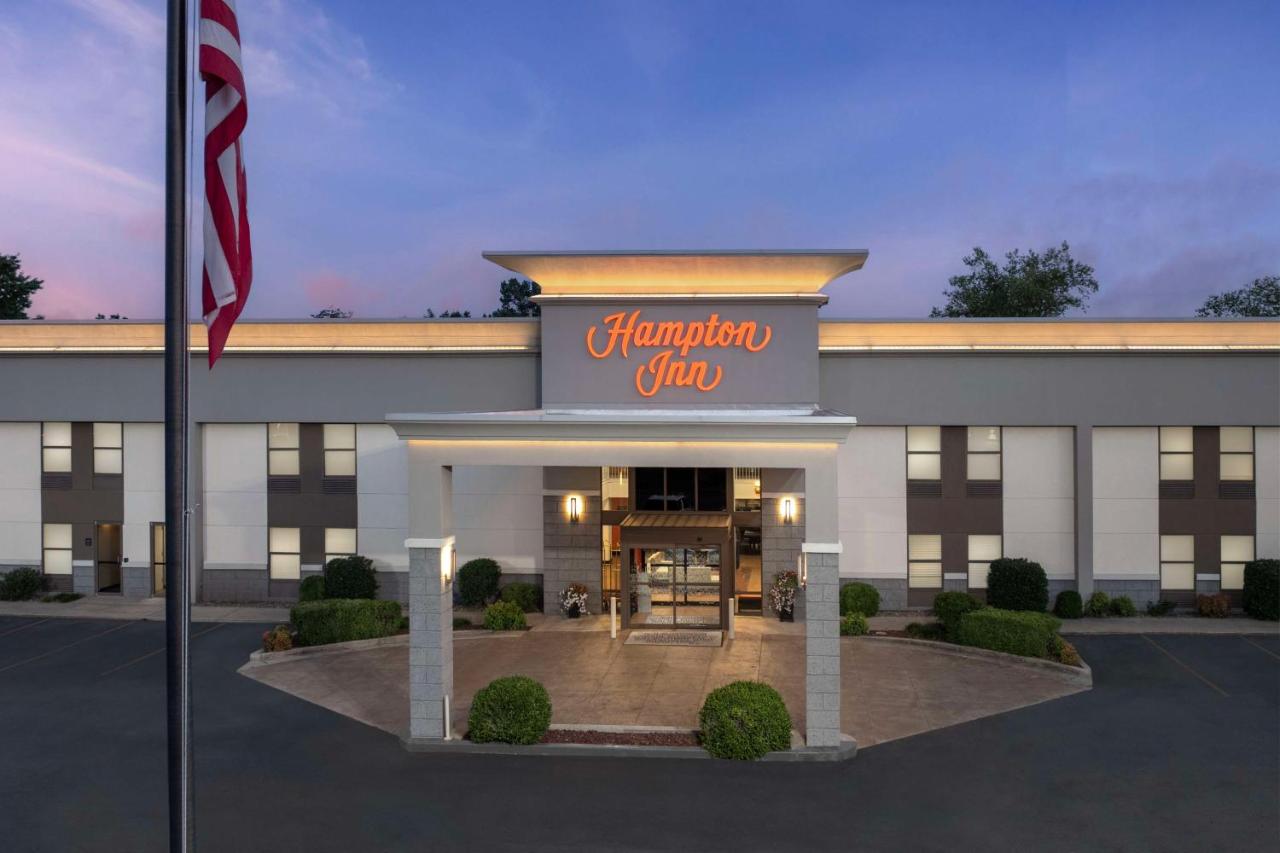 Hampton Inn Russellville