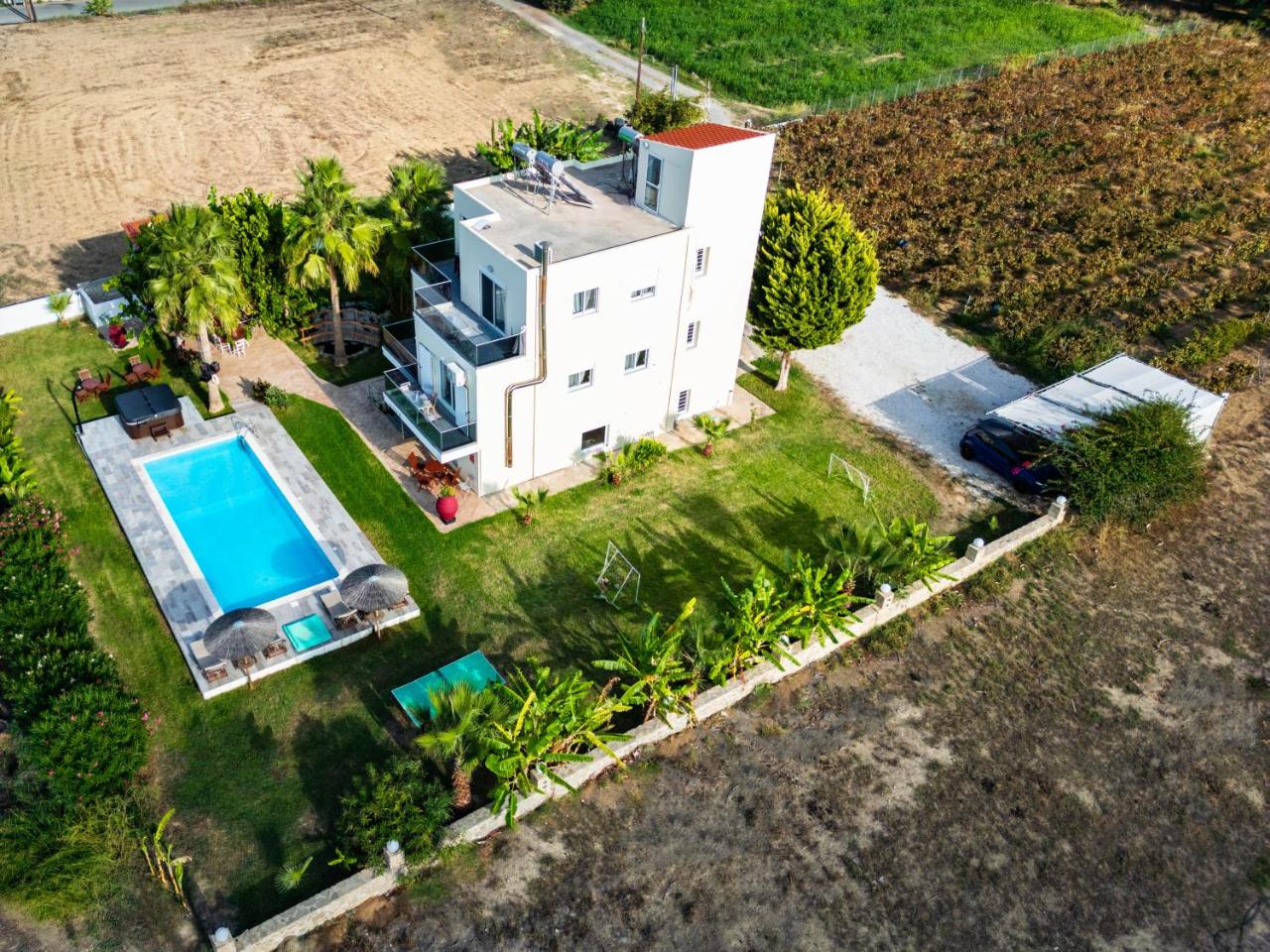 Martimi Apartments - 200M from Drapanias Beach - Pool - Hot Tub - Sauna - BBQ - 6