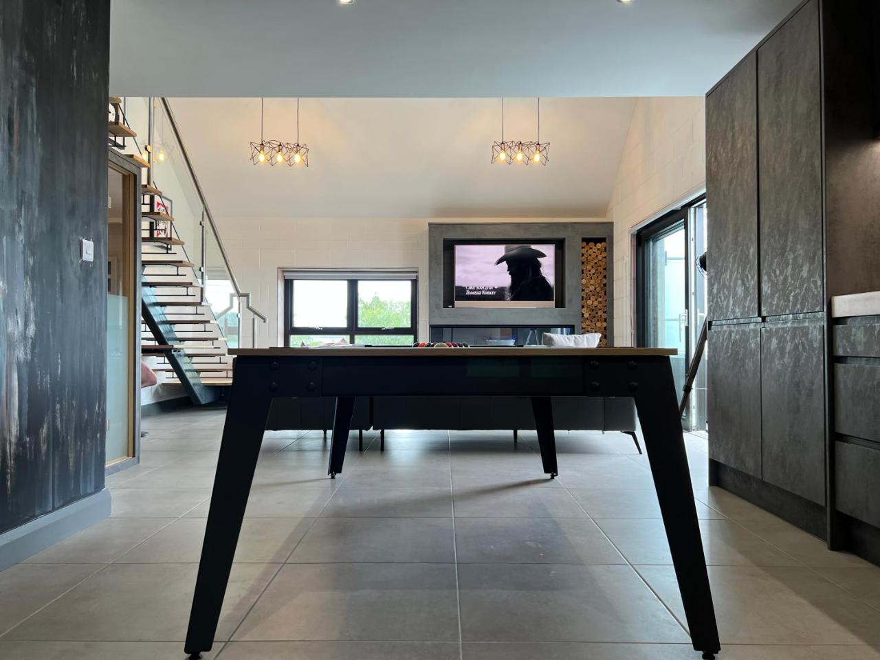 Luxury Hot Tub Jacuzzi & Sauna Apartment With Pool Table In Mid Ulster - 4