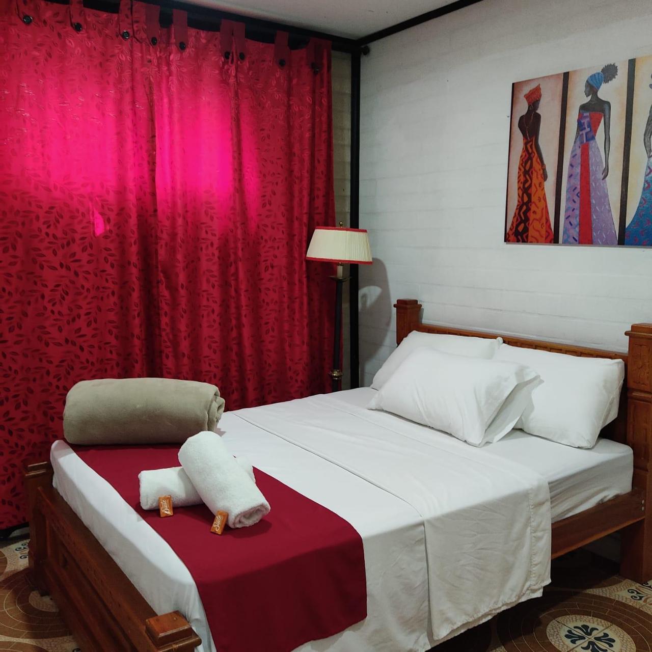 Hotel Hollywood Paradise ZF photo 4
