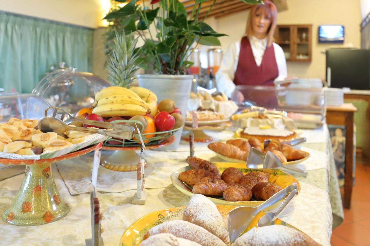 Il Borgo di Villa Castelletti Country Hotel photo 3