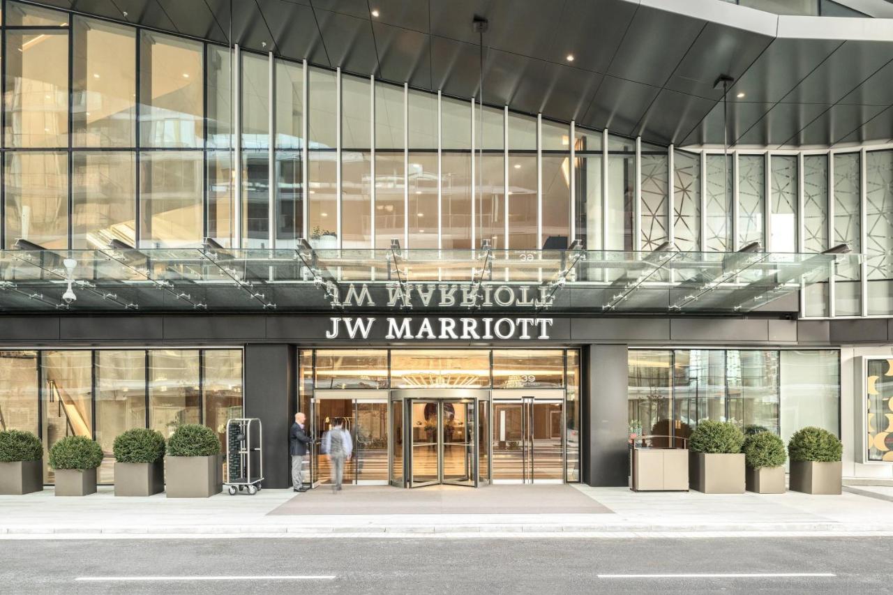 JW Marriott Parq Vancouver Thumbnail