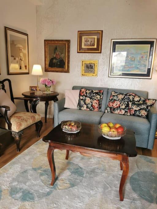 Ground floor homey apartment in a country home - 2