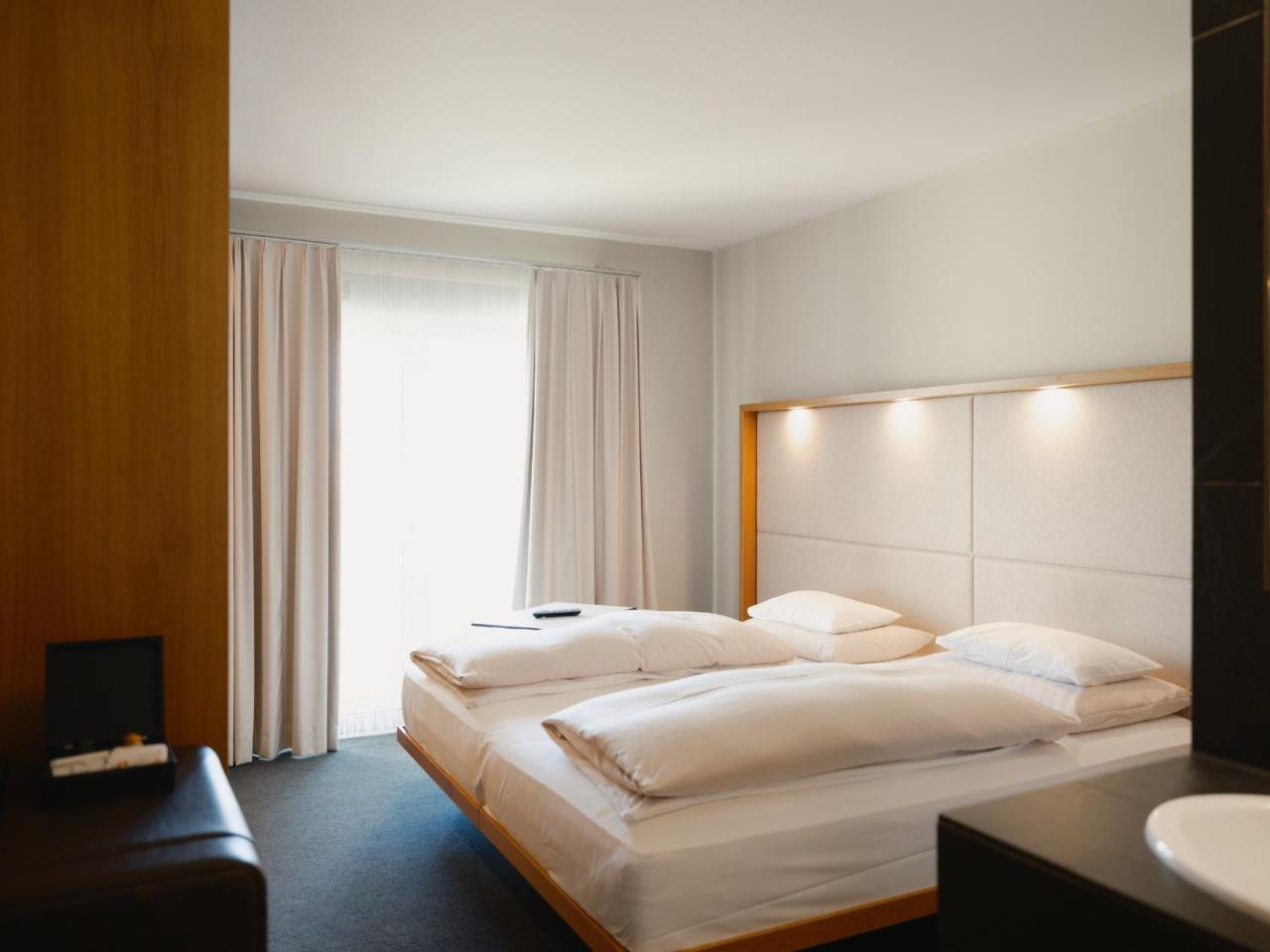 Hotel Daniel Graz - Smart Lifestyle Near City Centre photo 4
