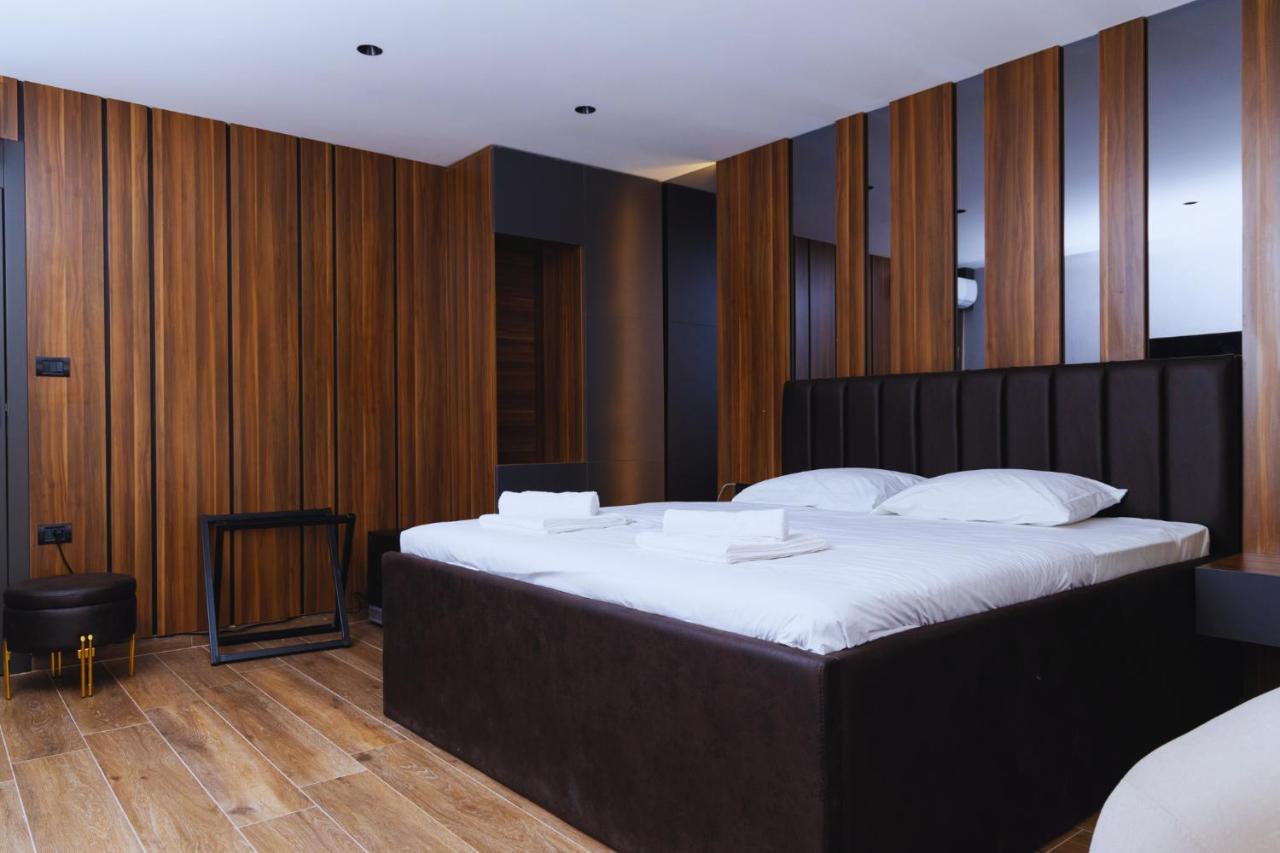 SOLO Hotel photo 2