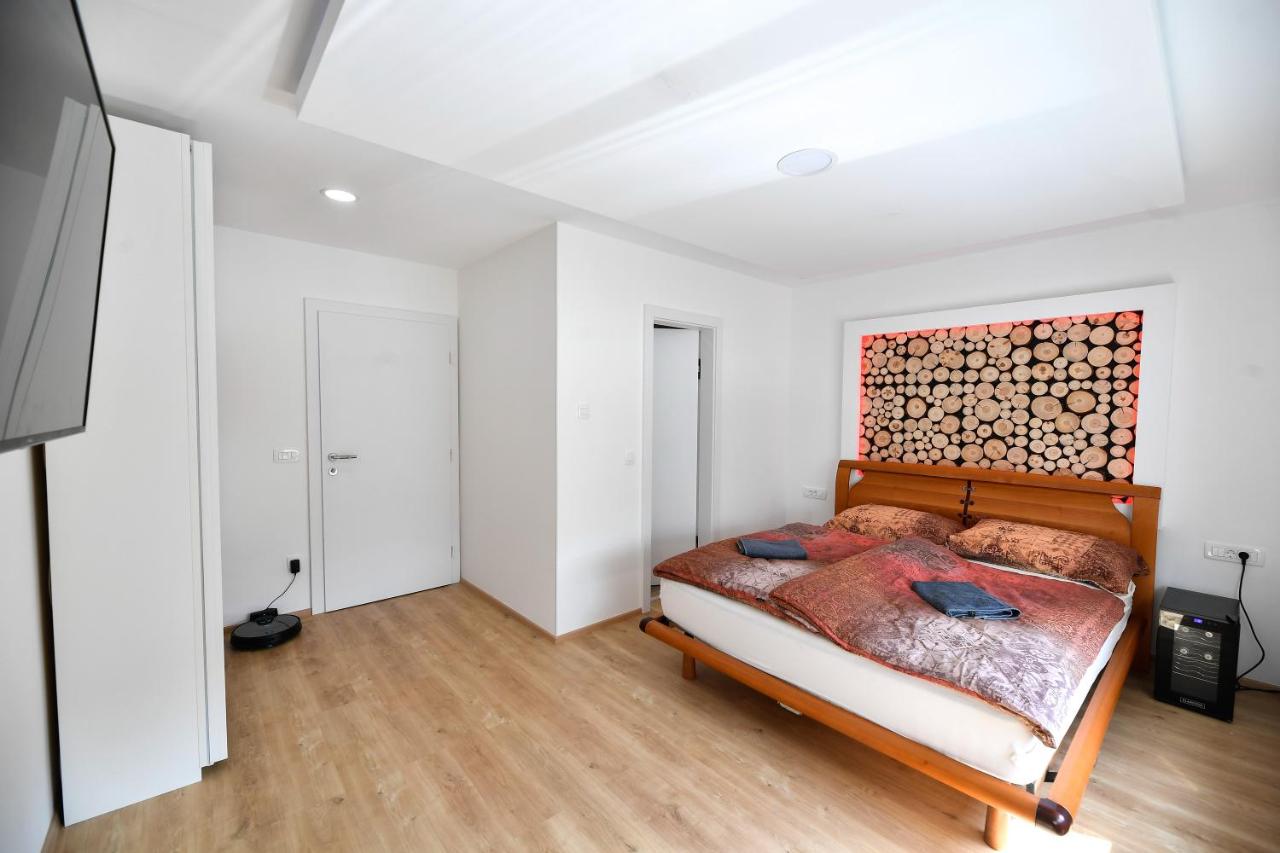 CASA BOX PREMIUM free garage - 4