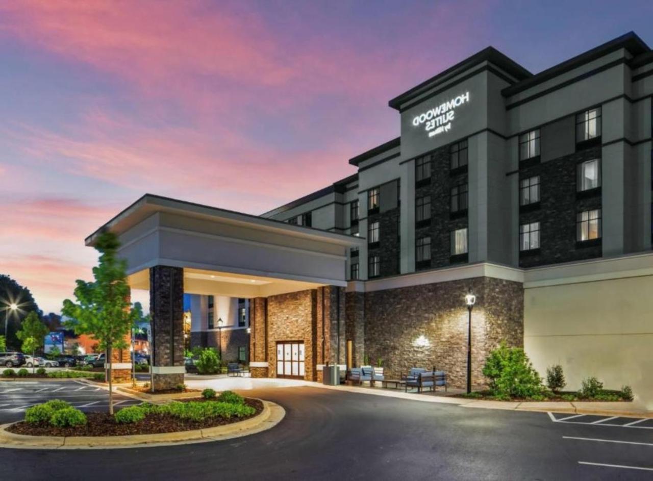 Homewood Suites by Hilton Greensboro Wendover photo 3