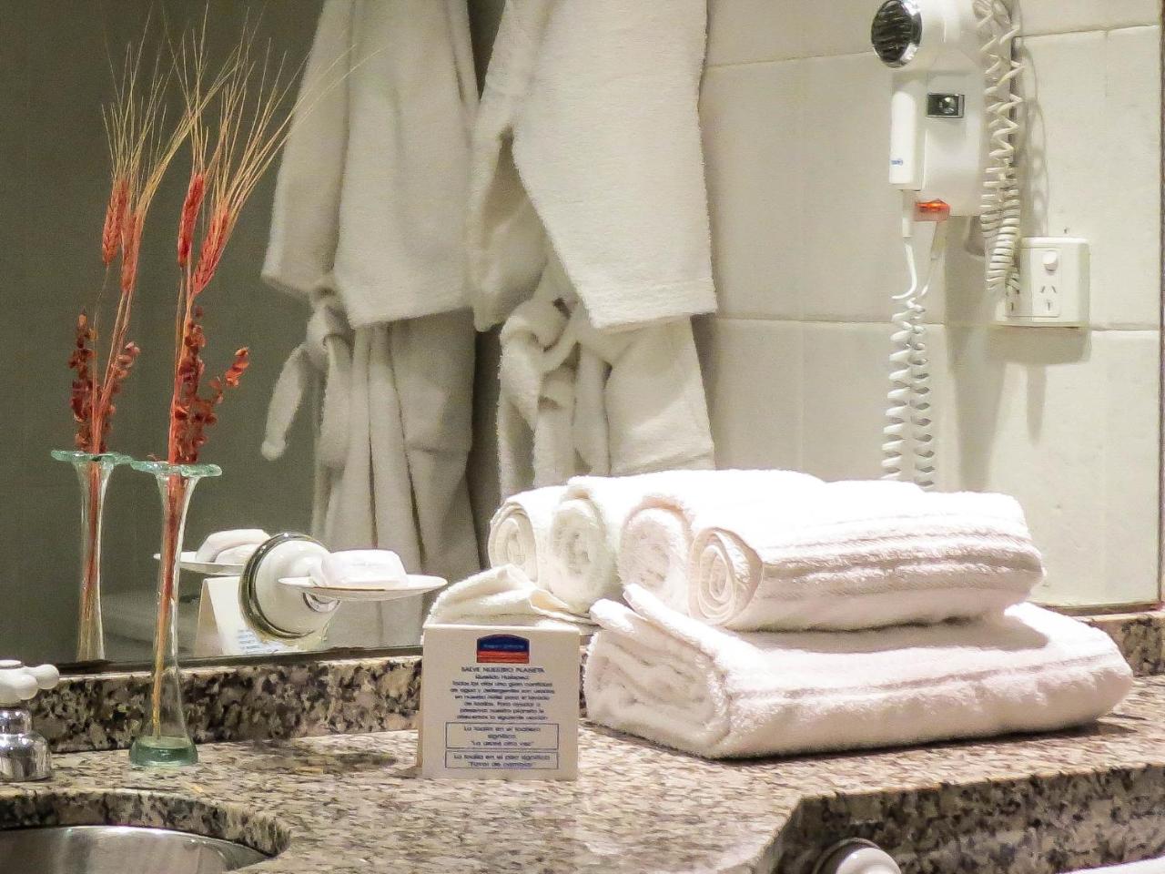 Foto - Howard Johnson Hotel & Spa Villa General Belgrano