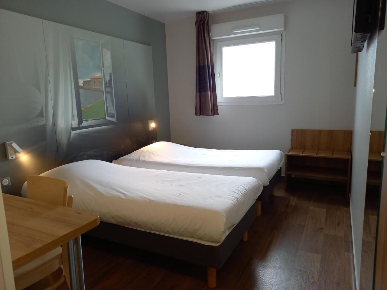 B&B HOTEL Saint-Etienne Monthieu - 5