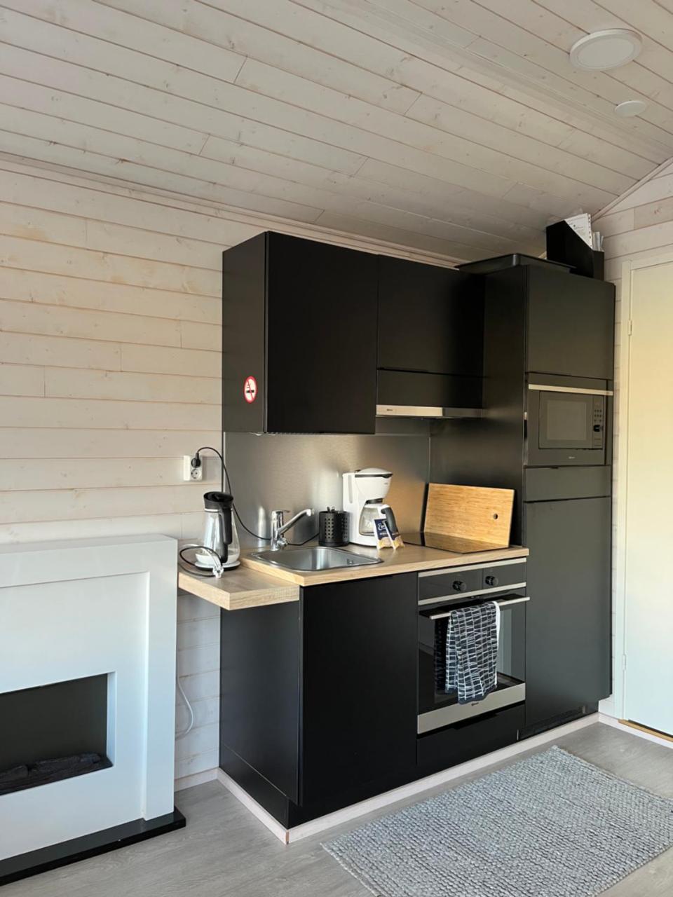 Willa Rauha E Cozy Mini Home with Sauna & Free Parking - 3