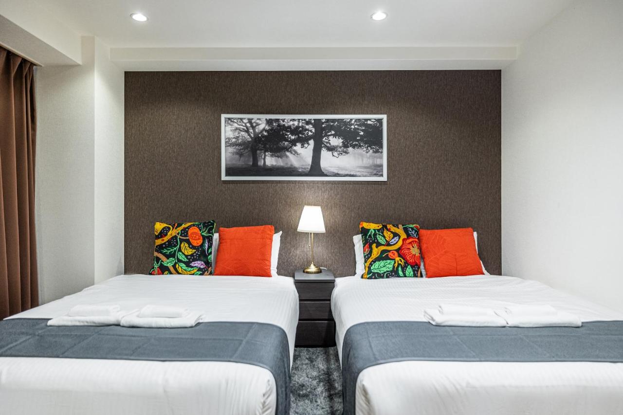 Photo - @Home Sakaisuji Honmachi - 5 mins walk to Sakaisuji Honmachi Station, 45 mins to Kansai Airport