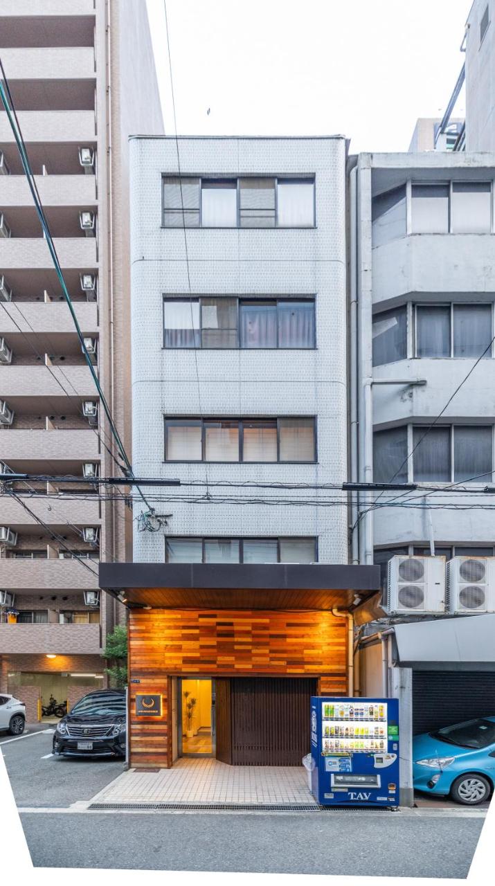 Photo - @Home Sakaisuji Honmachi - 5 mins walk to Sakaisuji Honmachi Station, 45 mins to Kansai Airport